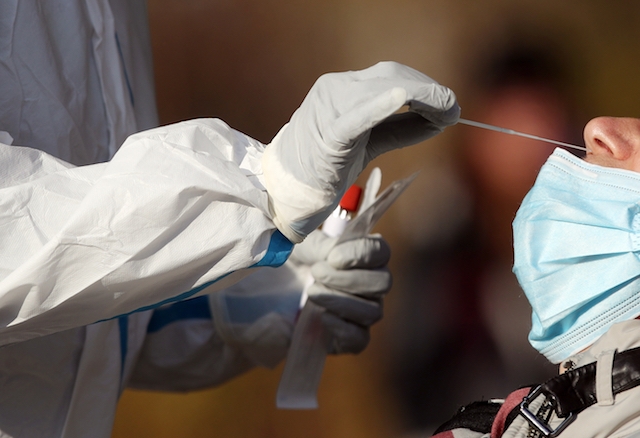 Antigentester av inresande till Balearerna avslöjade fyra fall av Covid-19 det första dygnet med kontroller.