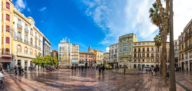 Invånarna i Málaga stad trivs med att bo där de gör och en stor majoritet ser sig som lyckliga.