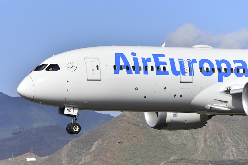 Flyggruppen IAG övertar Air Europa. Affären väntas signeras senare i år.