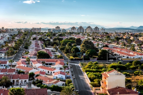 Torreviejas utformning och brister i infrastrukturen grundar för översvämningar.