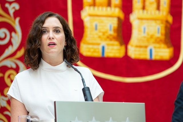 De nya lättnaderna har annonserats av regionalpresidenten Isabel Díaz Ayuso och omfattar åter igen barer och restauranger.