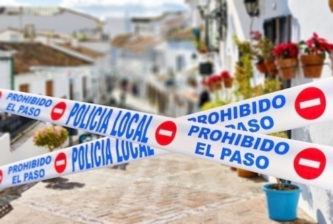 Rörelserestriktionerna har visserligen hävts i Andalusien, med undantag av enskilda kommuner, men antalet personer som får samlas kommer att regleras ytterligare ett tag.