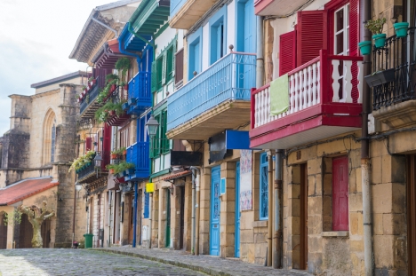 Regionalstyret i Baskien förbereder en ny lag som kräver att alla bostäder har någon uteplats, för att klassas som beboeliga.