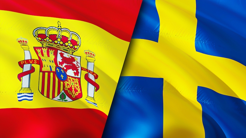 Både svenskar och spanjorer gnäller en del över det egna landet, men medan spanjorerna är självkritiska riktar svenskarna sin kritik mot 