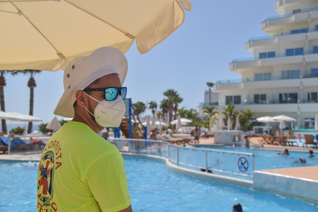 I juli skapas normalt många jobb i Spanien, men aldrig tidigare har det registrerats så många yrkesverksamma.