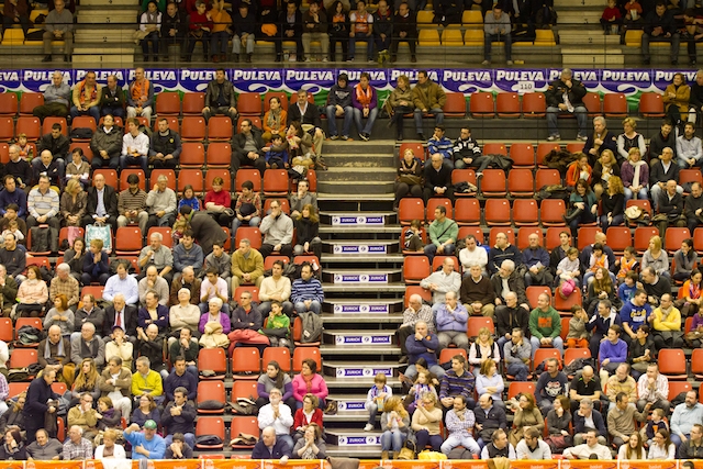 Det blir huvudsakligen hemmapublik när åskådare åter tillåts på arenorna redan från och med augusti.