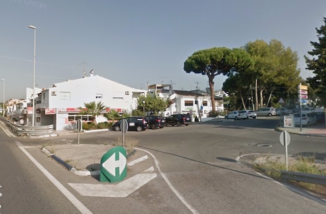 Rånoffret jagade ikapp tjuvarna i Elviria (Marbella) och återfick sitt armbandsur, värderat till 30.000 euro. Foto: Google Maps