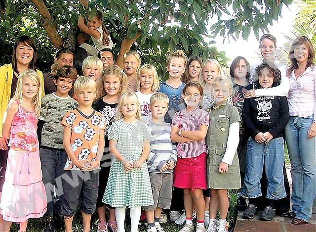 På Svenska Skolan i Marbella är man som en enda stor familj. Med bara 20 elever och fem vuxna är det en lugn och trygg miljö för barnen.