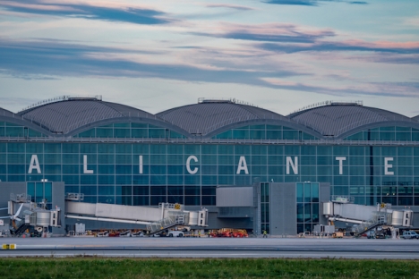 Siffrorna för Alicante flygplats är snarlika de som redovisats av luftfartsverket AENA på riksnivå.