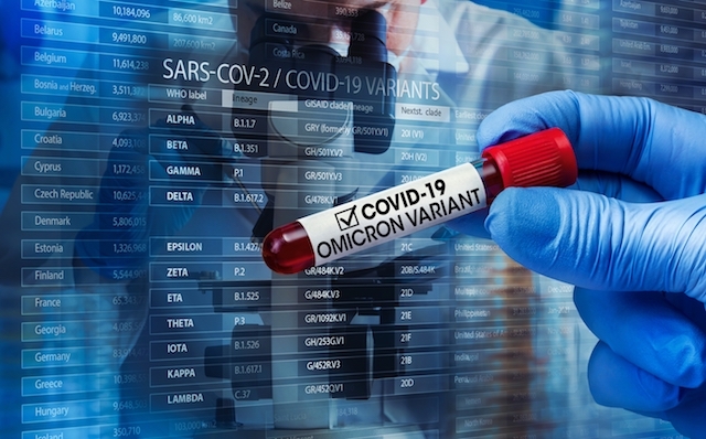 Karantän vid misstänkt fall av omikron är obligatorisk, oavsett om personen i fråga är fullt vaccinerad mot Covid-19.