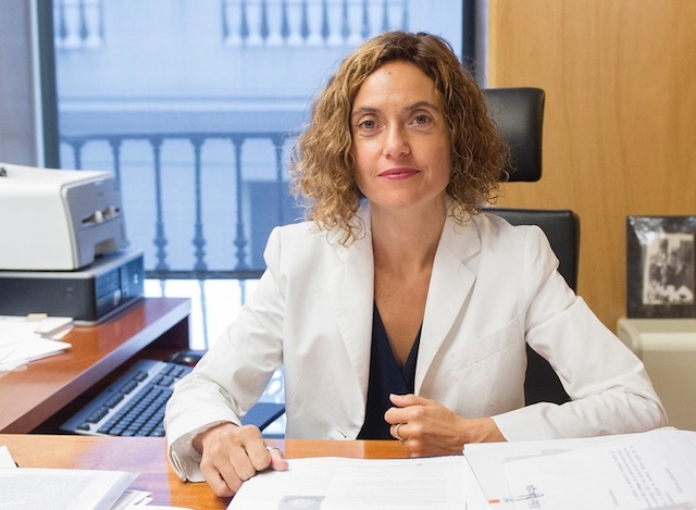 Meritxell Batet (PSOE) har tvingats försätta sig i hemkarantän, efter att även hon befunnits smittad. Foto: PSOE