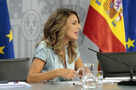 Den här gången har arbetsmarknadsministern Yolanda Díaz (Unidas Podemos) inte arbetsgivarna på sin sida.