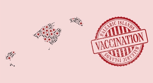 Enligt regionalstyret har 44.000 personer på öarna sett till att vaccinera sig sedan påbudet infördes.