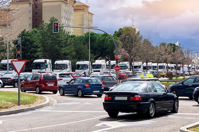 Demonstrationerna av den del av transportsektorn har orsakat stora störningar runt om i Spanien.