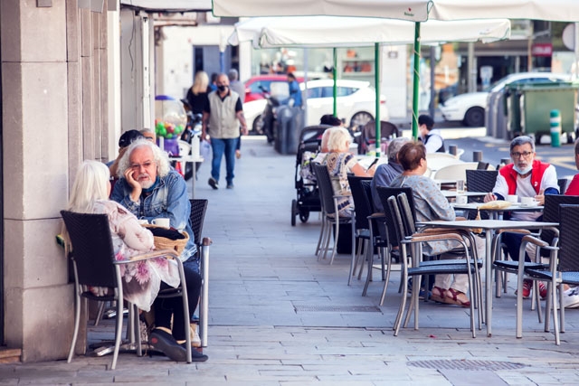 De enda kvarvarande Covid-bestämmelserna i Valenciaregionen är påbud på munskydd i slutna utrymmen samt rökförbud vid uteserveringar.