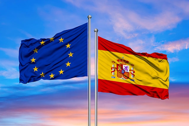 Även om tillväxtförväntningarna för Spanien sänks i högre grad än genomsnittet, väntas den spanska ekonomin fortsatt växa mer än övriga EU.
