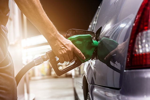 I Marbella är priset på bensin omkring tio cent högre än riksgenomsnittet.