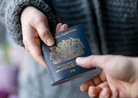 Numera genomgår även alla brittiska resenärer passkontroll i Spanien.