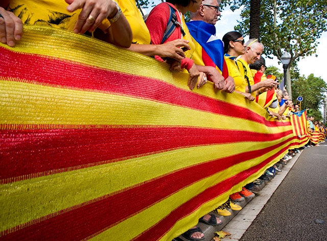 I dagsläget uppges 52 procent av katalanerna vara emot självständighet och endast 44 procent för.