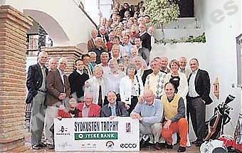 Trots orosmoln och åska i horisonten kunde finalen genomföras under trivsamma former. Speciellt trivsam blev den gemensamma middagen med prisutdelning och underhållning av Bosse Parnevik.