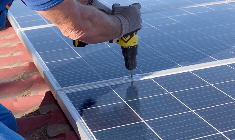 Antalet installerade solpaneler i Spanien under 2022 var dubbelt så stort som 2021 och fyra gånger så stort som 2020.