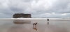 Från Llanes, i Asturien, tar man sig lätt till stränder som Playa de Toró, Playa de la Ballota, Playa de Torimbia eller till den unika Gulpiyuri-stranden, som har en egen liten “sjö”. Foto: Hanna Sundblad