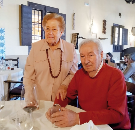 Pepa Santos Martín (84) och Antonio Nozal Lajo (87) bor i Usera (Madrid) och är två av många spanjorer som vid en hög ålder fortfarande lever ett hälsosamt och aktivt liv.