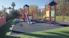 Vid den nya skolan finns redan en fantastisk lekpark och gräsplan, där barnen både kan roa sig och ha idrottslektioner.