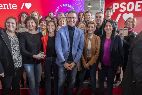 Lagreformen har presenterats av regeringschefen Pedro Sánchez bara dagar före Internationella kvinnodagen 8 mars. Foto: PSOE
