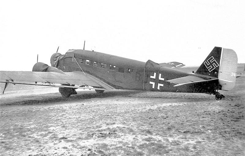 Flygplan av samma modell, Junkers Ju-52, som det som sköts ner utanför Madrid.
