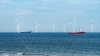 Miljöaktivister menar att en havsbaserad vindkraftpark som planeras på Costa Brava, i Gironaområdet, kommer ha en förödande effekt på kustmiljön. De har därför bildat plattformen “Stop Macro Parque Eólico Marino”.
