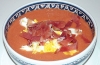 Mer trögflytande gazpacho serveras med exempelvis kokt ägg och skinka.