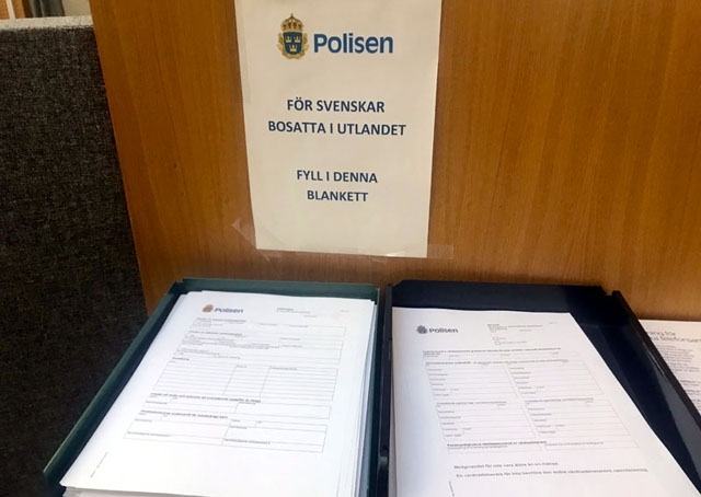 Spaniensvenskar rekommenderas att förnya pass och ID-handlingar vid besök i Sverige, om de har tillfälle. Det är både smidigare och billigare.
