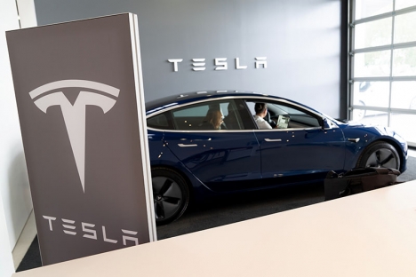 Tesla Model 3 var den mest sålda elbilen i Spanien i maj.