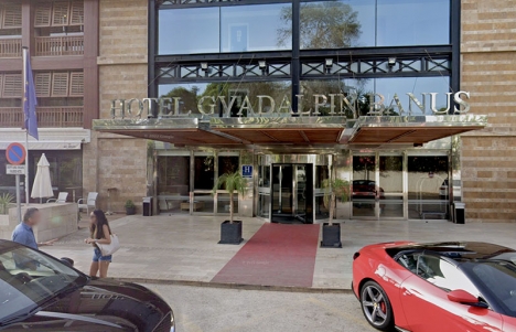 Framtiden är ytterst oviss för ett av Marbellas lyxhotell, just när högsäsongen startat. Foto: Google Maps