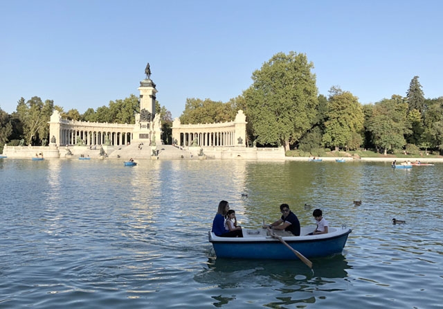 Retiroparken uppges vara den mest googlade och högst betygsatta attraktionen i Madrid.