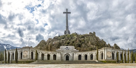 Lagen om det demokratiska minnet berör bland annat Valle de los Caídos, som fungerade som Francos gravmausoleum fram till 2019 och som ska byta såväl namn som funktion.