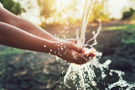 Vi tar rent och rinnande vatten i hemmet för givet. Det är jobbigt men nyttigt att uppleva hur det är att inte ha det.