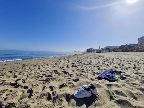 Att kunna slänga av sig skoluniformen i sanden och hoppa i havet för att skölja av sig vardagens svett, det är livskvalitet. Passa på att njuta av Málagas stränder innan högsäsongen drar igång!