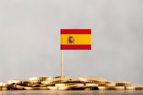 Trots en nedskriving av tillväxtförväntningarna för nästa år väntas Spanien fortsatt växa mest inom EU.