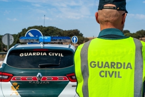 Guardia Civil försöker lokalisera de inblandade i skottlossningen.