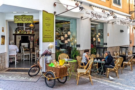 Ingen annanstans i Spanien är en så stor andel av befolkningen ursprungligen från något annat land, som på Balearerna.