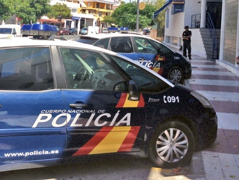 Tillslaget i Marbella ska ha gjorts av spansk polis, under övervakning av amerikanska inspektörer.