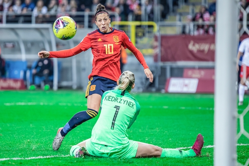 Spaniens landslagskapten Jenni Hermoso blev mot sin vilja en av årets mest omtalade namn i Spanien.