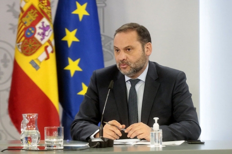 José Luís Ábalos viker sig inte för PSOE:s ultimatum.