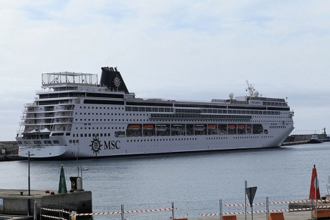 Arkivbild av MSC Armonía i hamn. Foto: Frank Vincentz/Wikimedia Commons