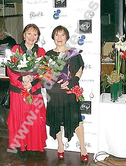 Vendela Duclos och Charlotte Hasselquist fyllde restaurangen på Los Naranjos.