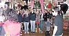 Gymnasietvåor från Svenska Skolan i Fuengirola togs emot av matadoren David Galán på hans finca i Fuengirola. Foto: Torulf Rutgersson