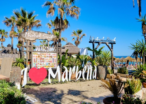 Kärleken till Marbellas stränder kommer med en en rad förbehåll.