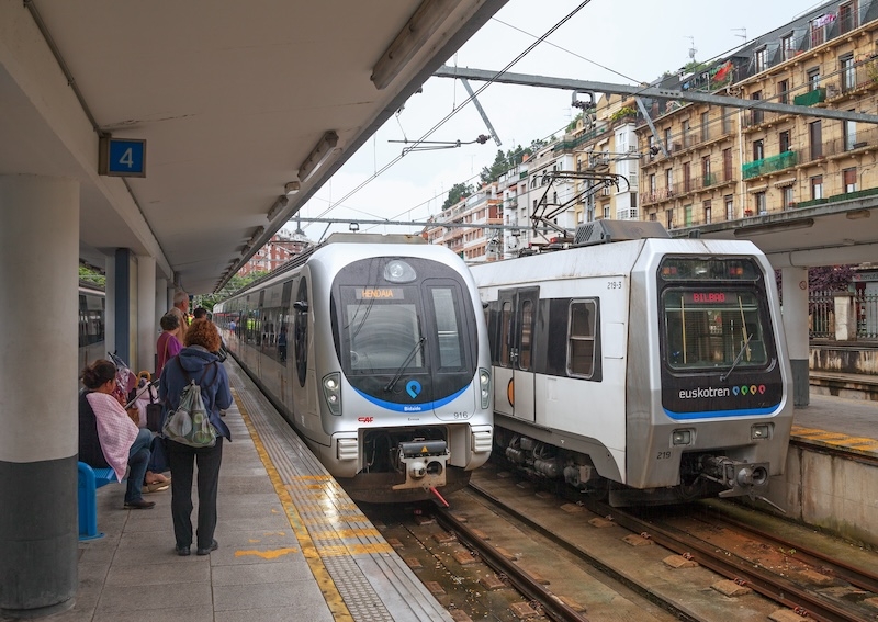 Årets tågluff till Sverige kommer inledas i San Sebastian med lokaltåg till den franska grannstaden Hendaye.